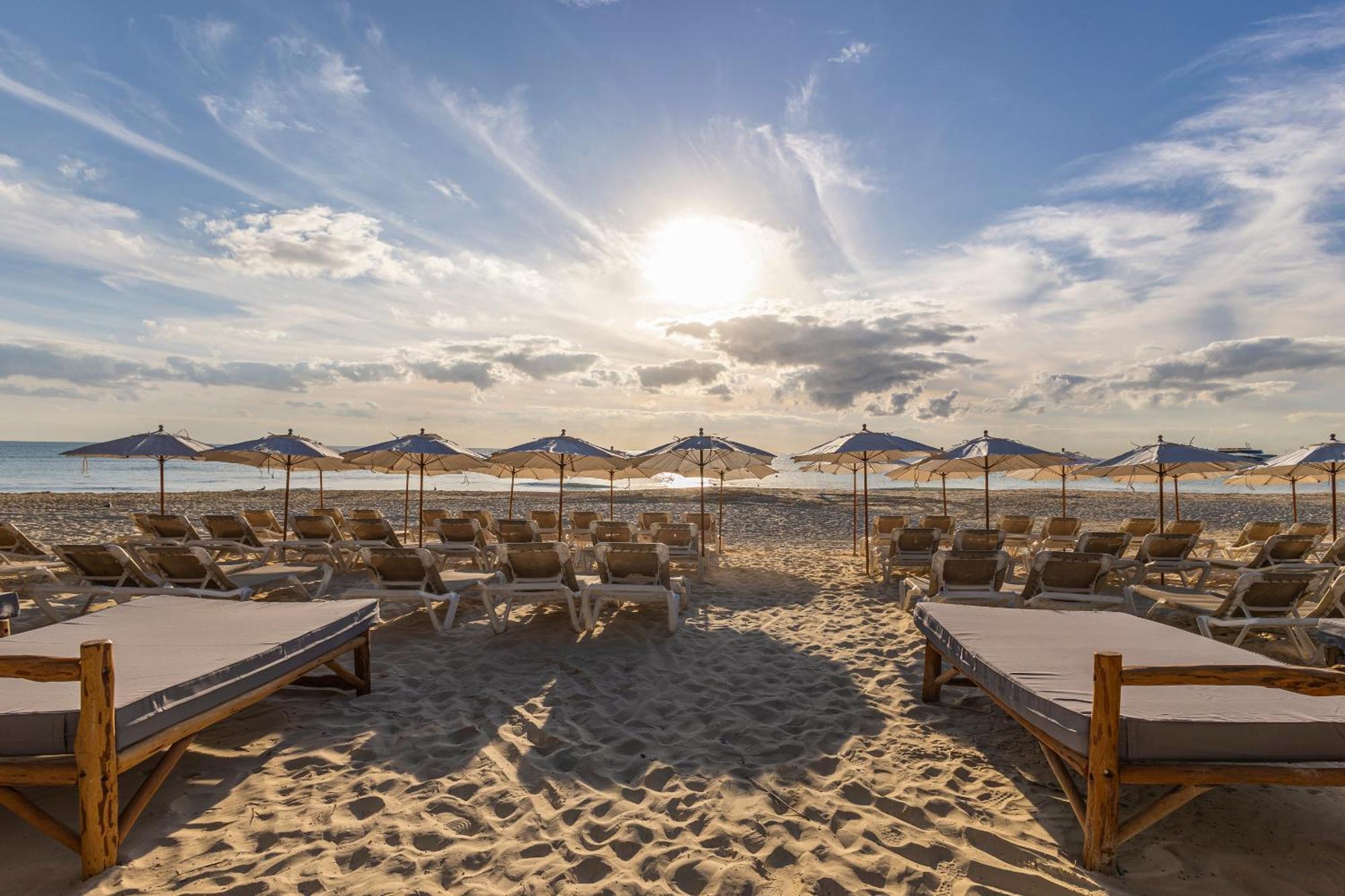 Areia Playa Del Carmen - Beach Front Hotel Экстерьер фото