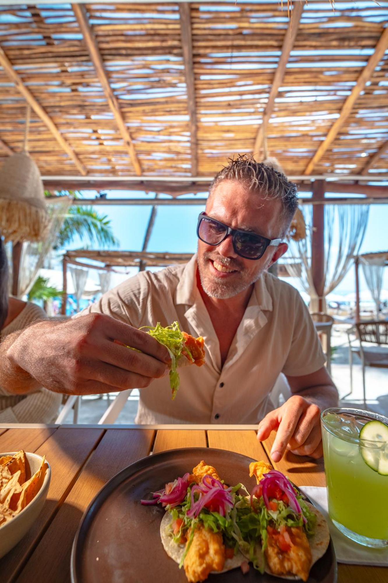 Areia Playa Del Carmen - Beach Front Hotel Экстерьер фото